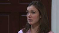 Katelyn MacMullen as Willow upset in General Hospital