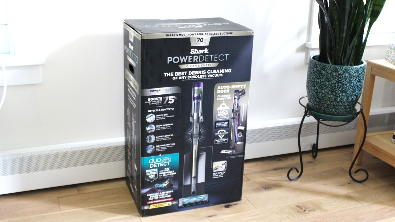 Shark Cordless PowerDetect Clean &amp; Empty