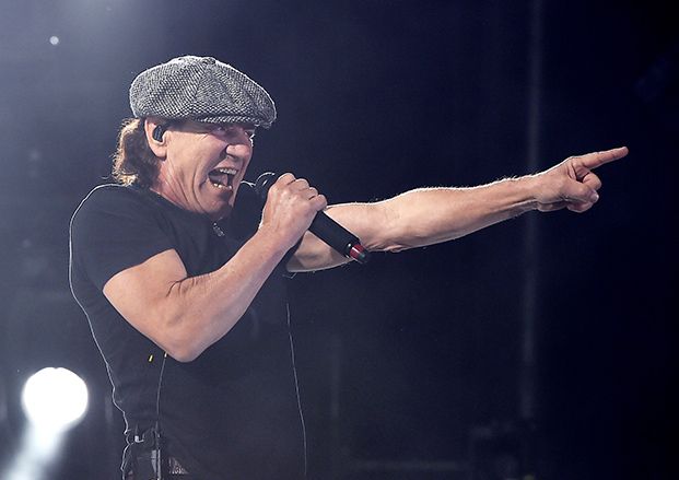 Watch Brian Johnson Sing Back In Black With Muse Guitar World 