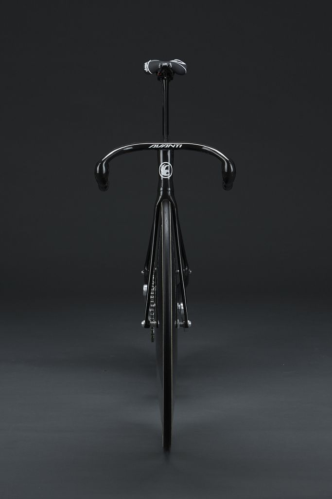 A front on angle of the new aerodynamic sprint bike