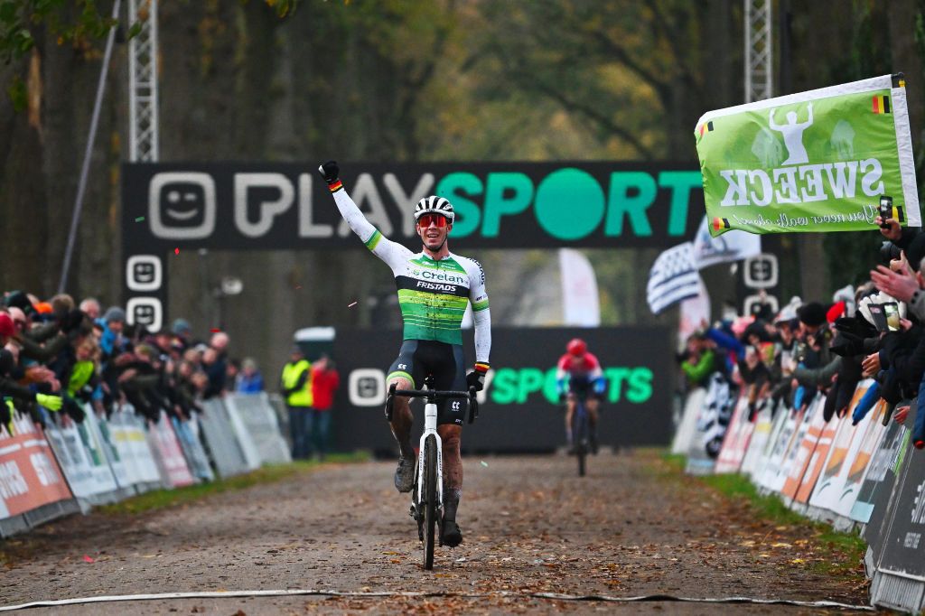 RIJKEVORSEL BELGIUM NOVEMBER 19 Laurens Sweeck of Belgium and Team CrelanFristads celebrates at finish line as race winner during the 36th Superprestige Merksplas 2022 Mens Elite Superprestige2023 CXWorldCup CycloCross on November 19 2022 in Rijkevorsel Belgium Photo by Luc ClaessenGetty Images
