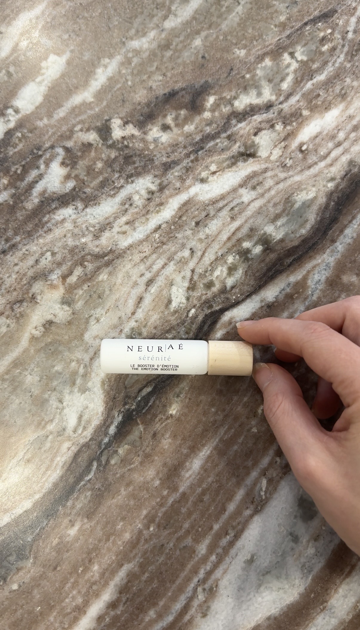 Jamie Schneider using Neurae's rollerball