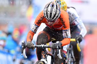 Marianne Vos (Netherlands) chases