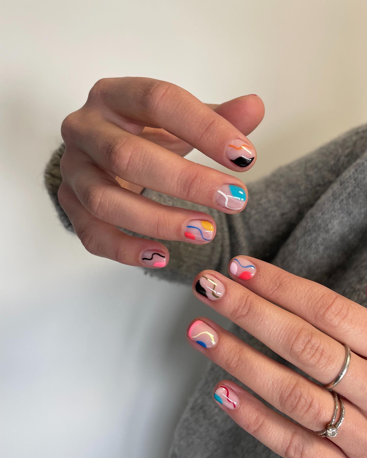 nail art on short nails