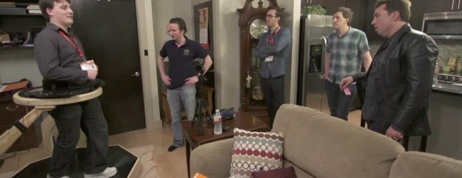 Palmer Luckey trying, but not endorsing, early Virtuix Omni prototype