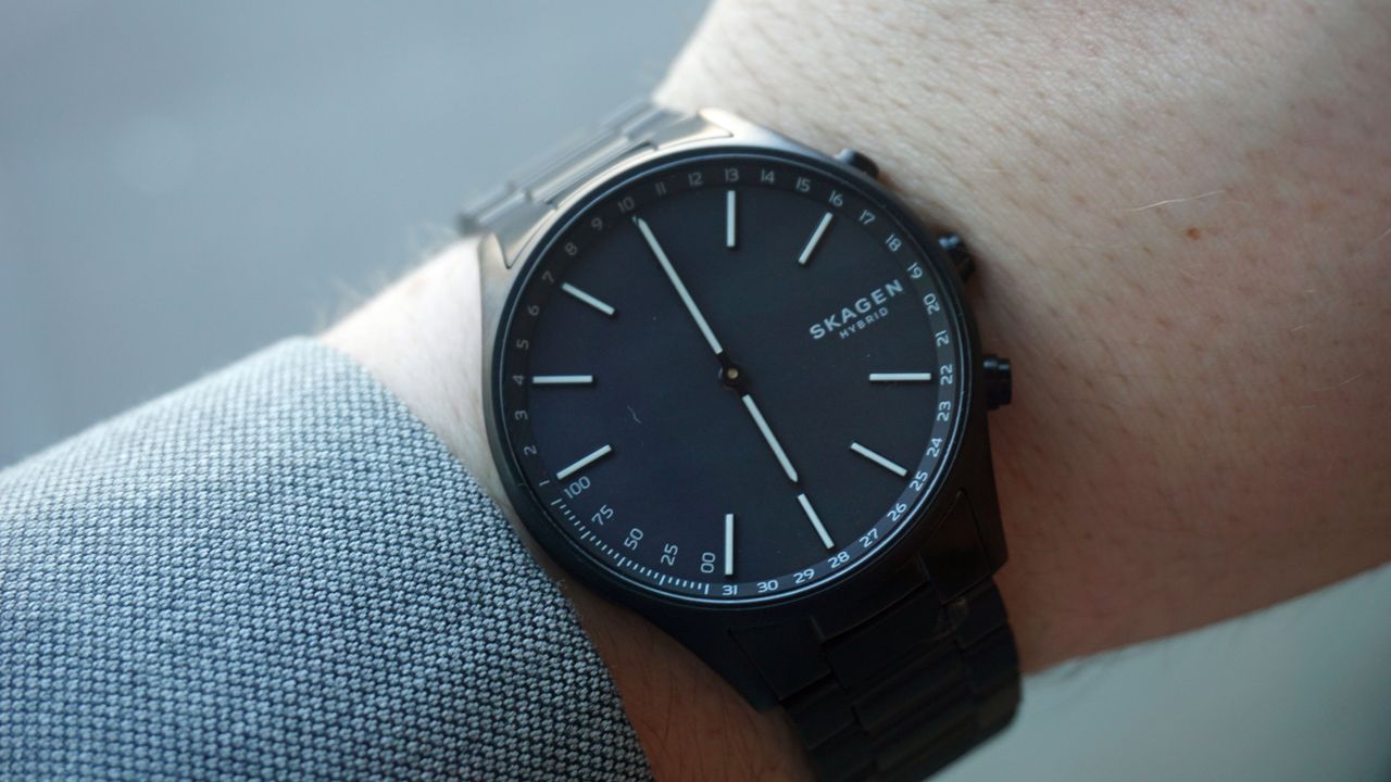 Skagen Holst in black (Image credit: TechRadar)