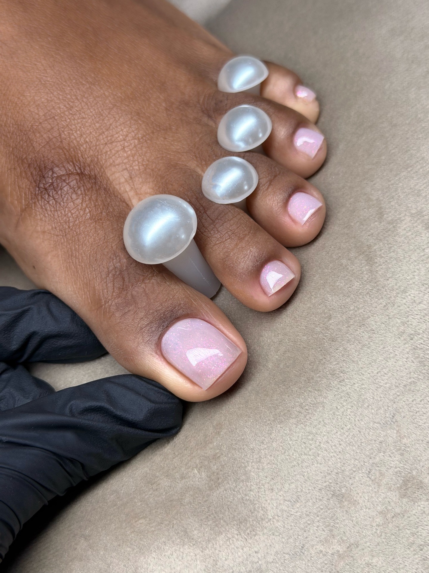 Photo of a sweet lilac pedicure