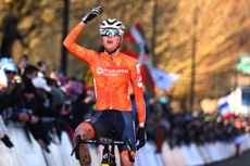 Gold medalist Fem Van Empel of Netherlands celebrates winning after the 76th UCI CycloCross World Championships 2025 