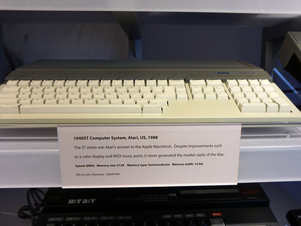 Apple lisa macintosh atari st и commodore amiga какой процессор