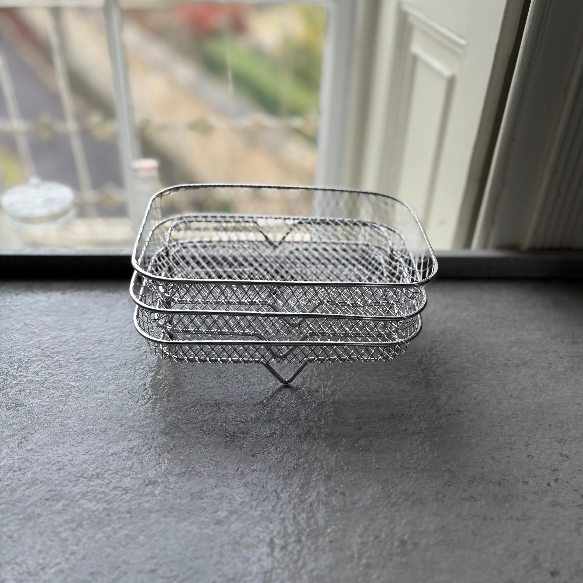 Air Fryer Accessory - layer of mesh grate trays