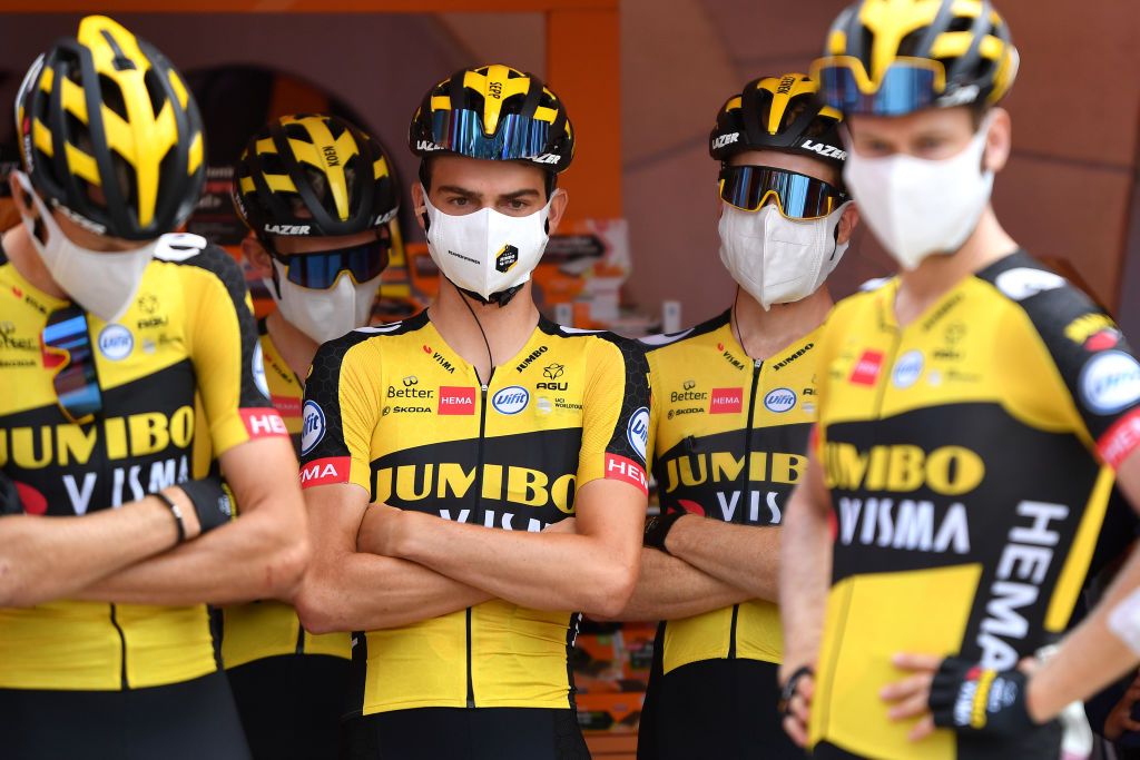LAGOS DE COVADONGA SPAIN SEPTEMBER 01 Sepp Kuss of United States and Team Jumbo Visma and Teammates prior to the 76th Tour of Spain 2021 Stage 17 a 1855km stage from Unquera to Lagos de Covadonga 1085m lavuelta LaVuelta21 on September 01 2021 in Lagos de Covadonga Spain Photo by Stuart FranklinGetty Images