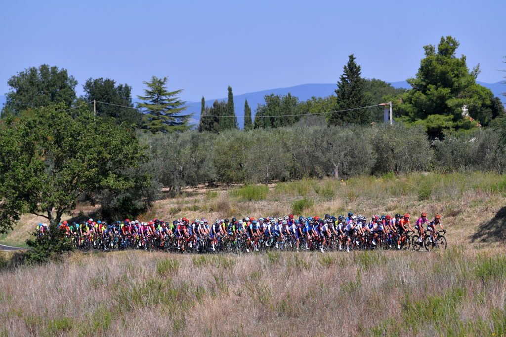 ARCIDOSSO ITALY SEPTEMBER 12 Amanda Spratt of Australia and Team Mitchelton Scott Marianne Vos of The Netherlands and Team CCC Liv Katarzyna Niewiadoma of Poland and Team Canyon SRAM Racing Omer Shapira of Israel and Team Canyon SRAM Racing Peloton Landscape during the 31st Giro dItalia Internazionale Femminile 2020 Stage 2 a 1248km stage from Civitella Paganico to Arcidosso GiroRosaIccrea GiroRosa on September 12 2020 in Arcidosso Italy Photo by Luc ClaessenGetty Images