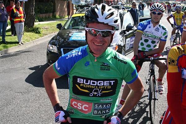 Stuart O'Grady in the green jersey