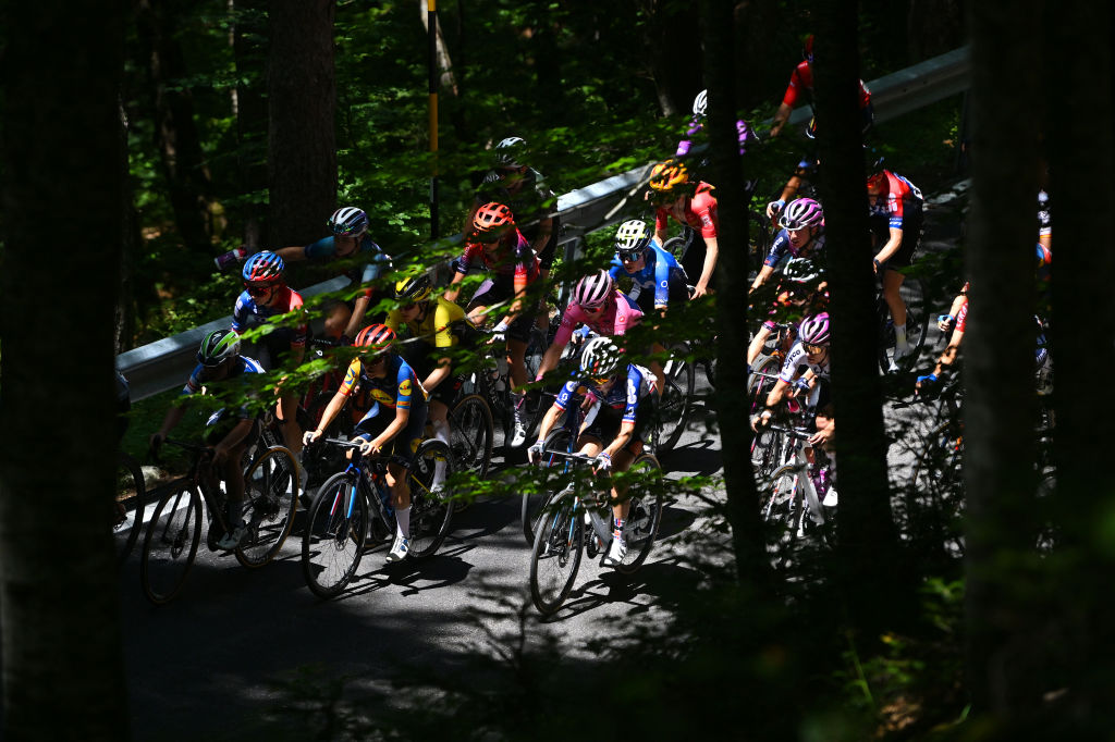 The peloton racing at the Giro d'Italia Women in 2024