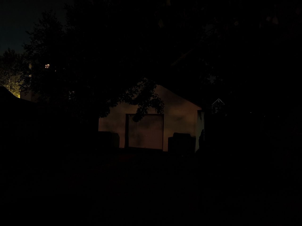 Motorola Razr 2024 low light sample.