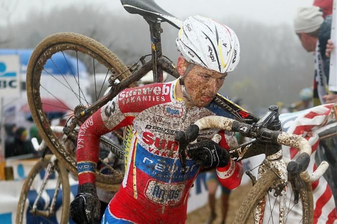 Kevin Pauwels (Sunweb-Revor) crashed hard and ended the day in 12th place.