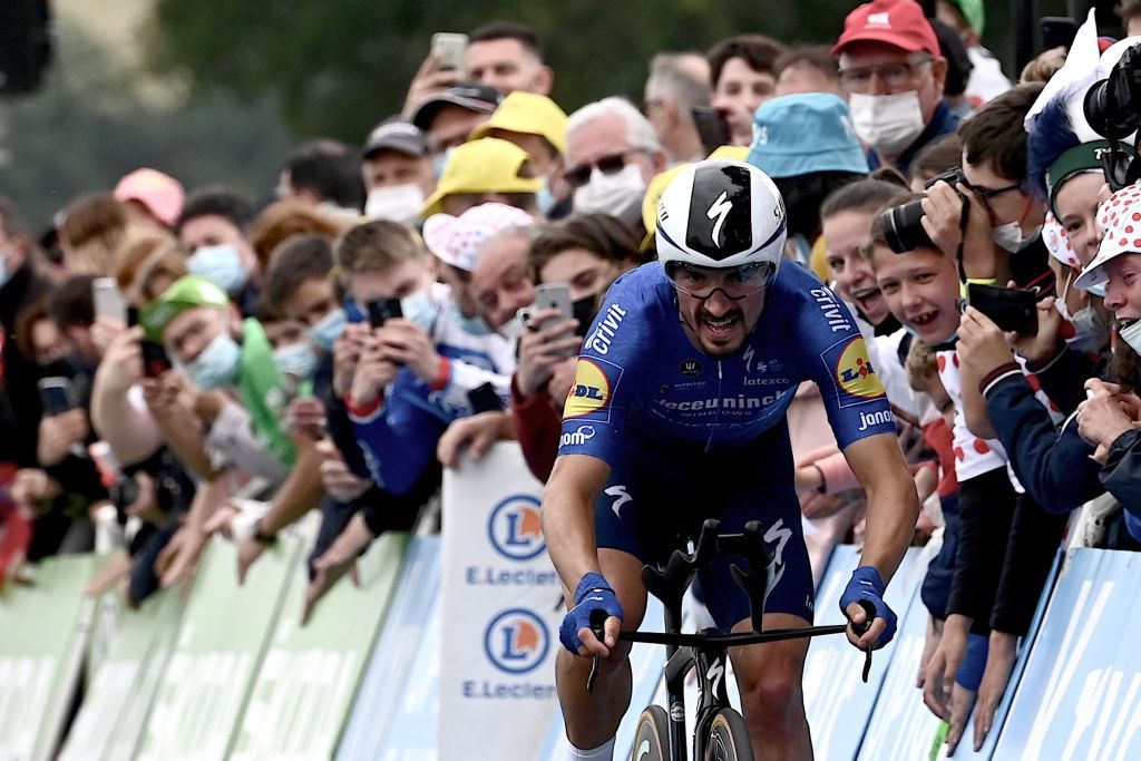 Julian Alaphilippe (Deceuninck-QuickStep) in the stage 5 time trial at the Tour de France