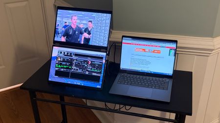 Asus ZenScreen Duo OLED (MQ149CD)