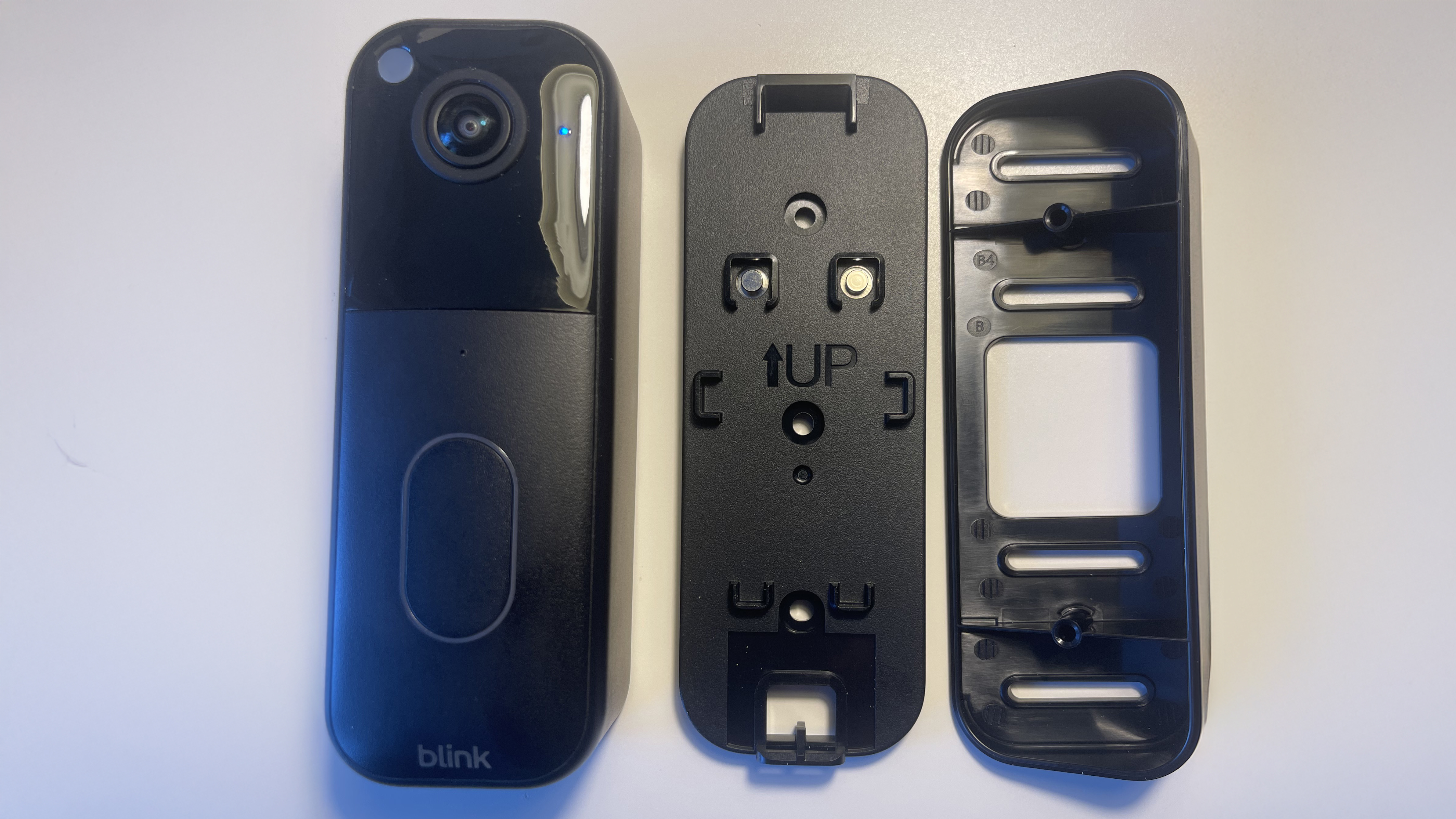 Blink Video Doorbell Gen 2 with mount components