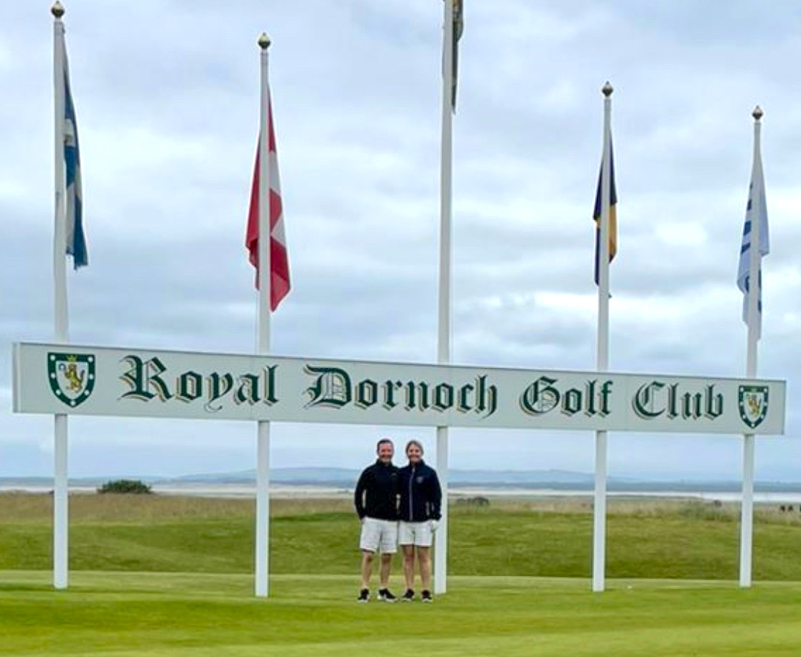 Billy &amp;amp; Kenna on the 1st tee at Royal Dornoch