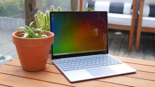 Microsoft Surface Laptop Go