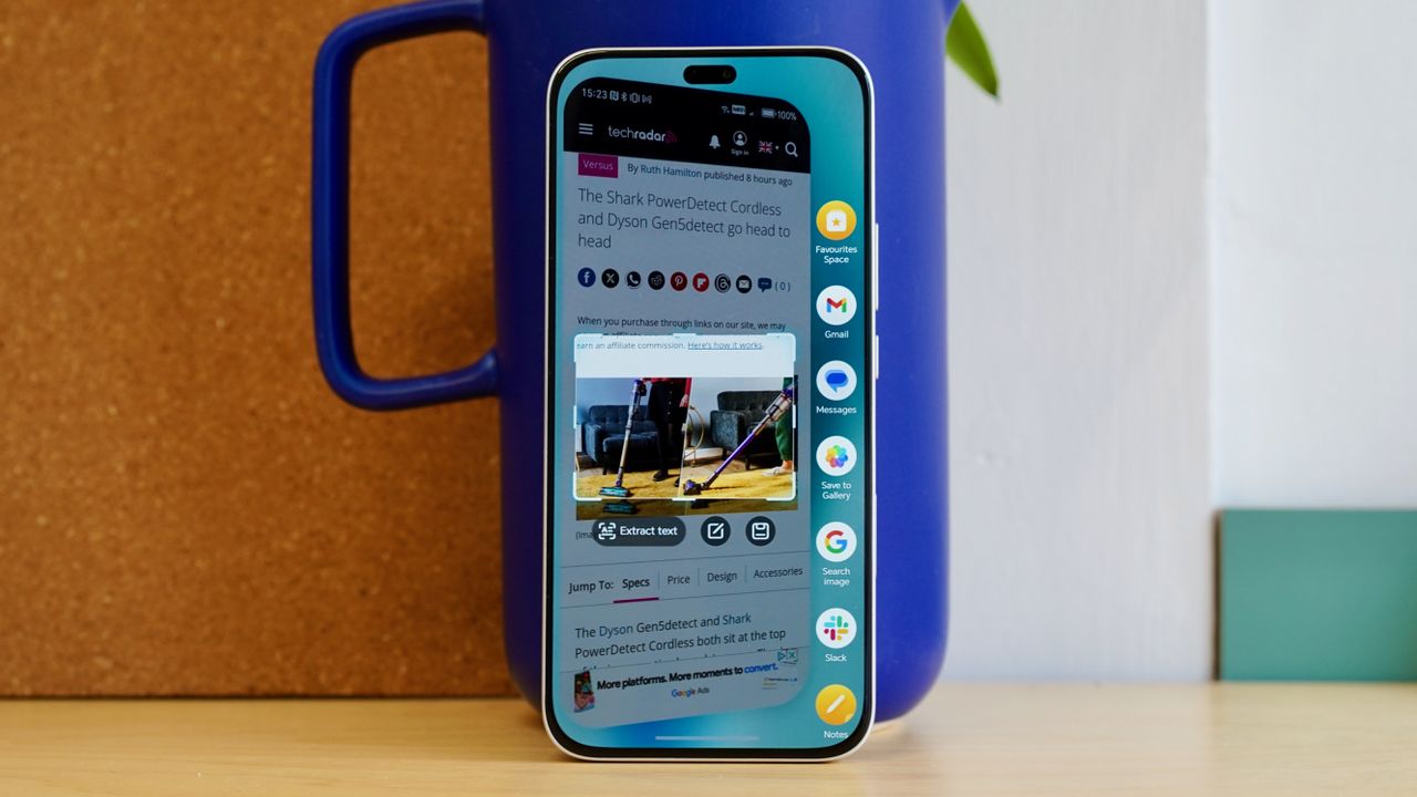 Review images of the Honor 400 Lite