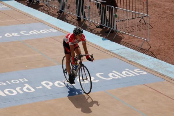 Jens Debusschere (Pws-Eijssen Cycling Team) crosses the line in second