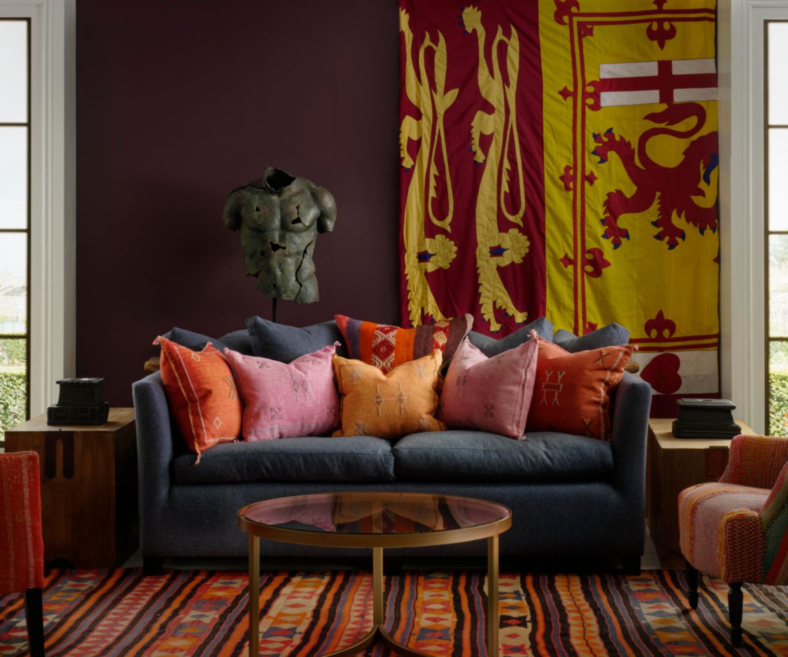 Picture Idea: How To Decorate With Antique Textiles According To Experts