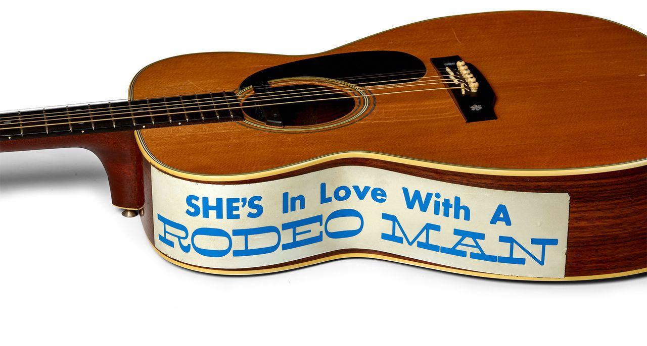 Eric Clapton's 1974 Martin 000-28