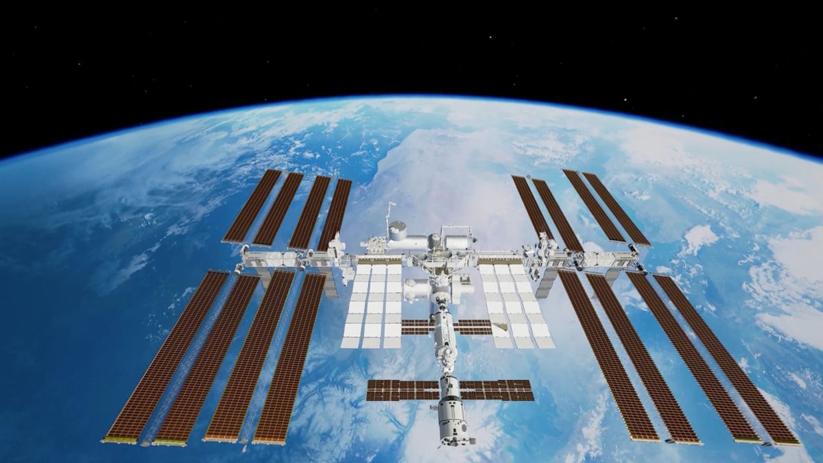 See if you can find the Great Wall of China in this ISS image - CNET