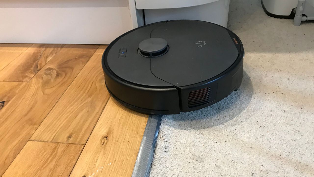 Eufy X8 Pro Robot Vacuum