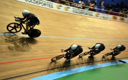 The New Zealand team during its gold medal ride.