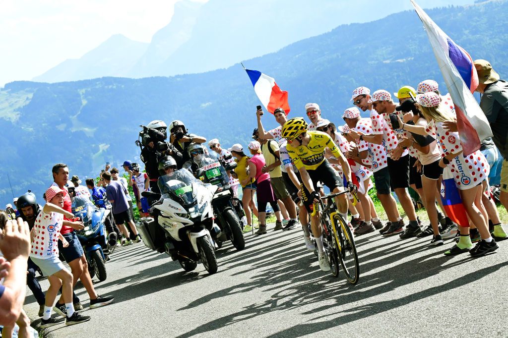 Jonas Vingegaard (Jumbo Visma) and Tadej Pogacar (UAE Team Emirates) matched each other&rsquo;s attack on stage 14