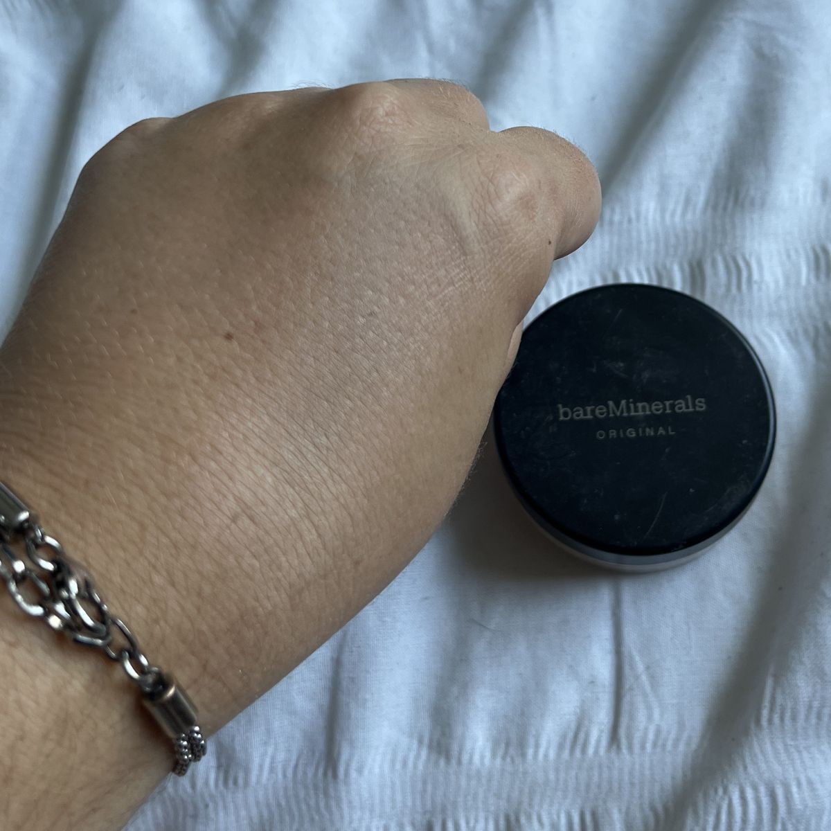 Amelia testing bareminerals powder foundation