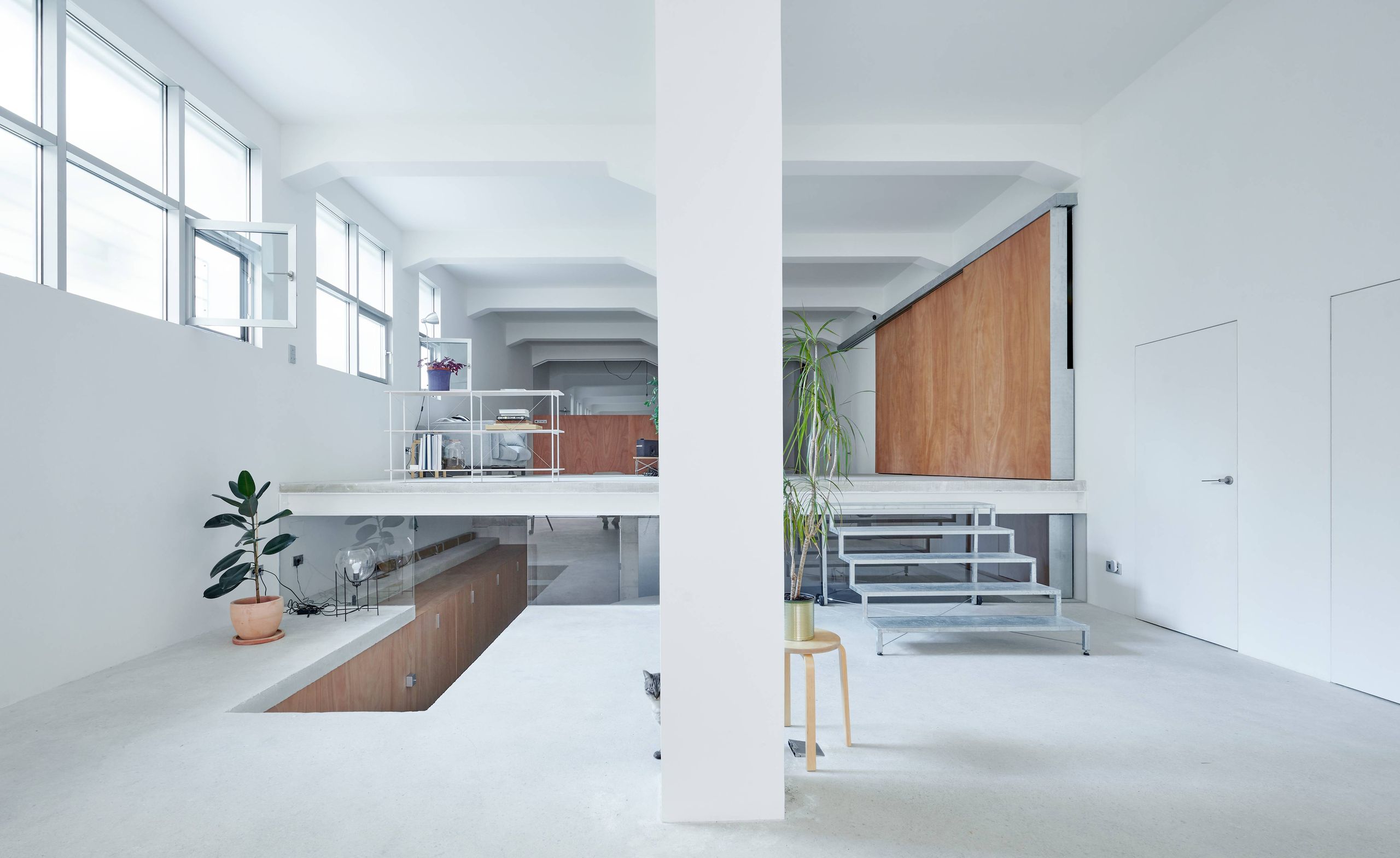 Hidden Industrial Apartment With Tranquil Setting photo
