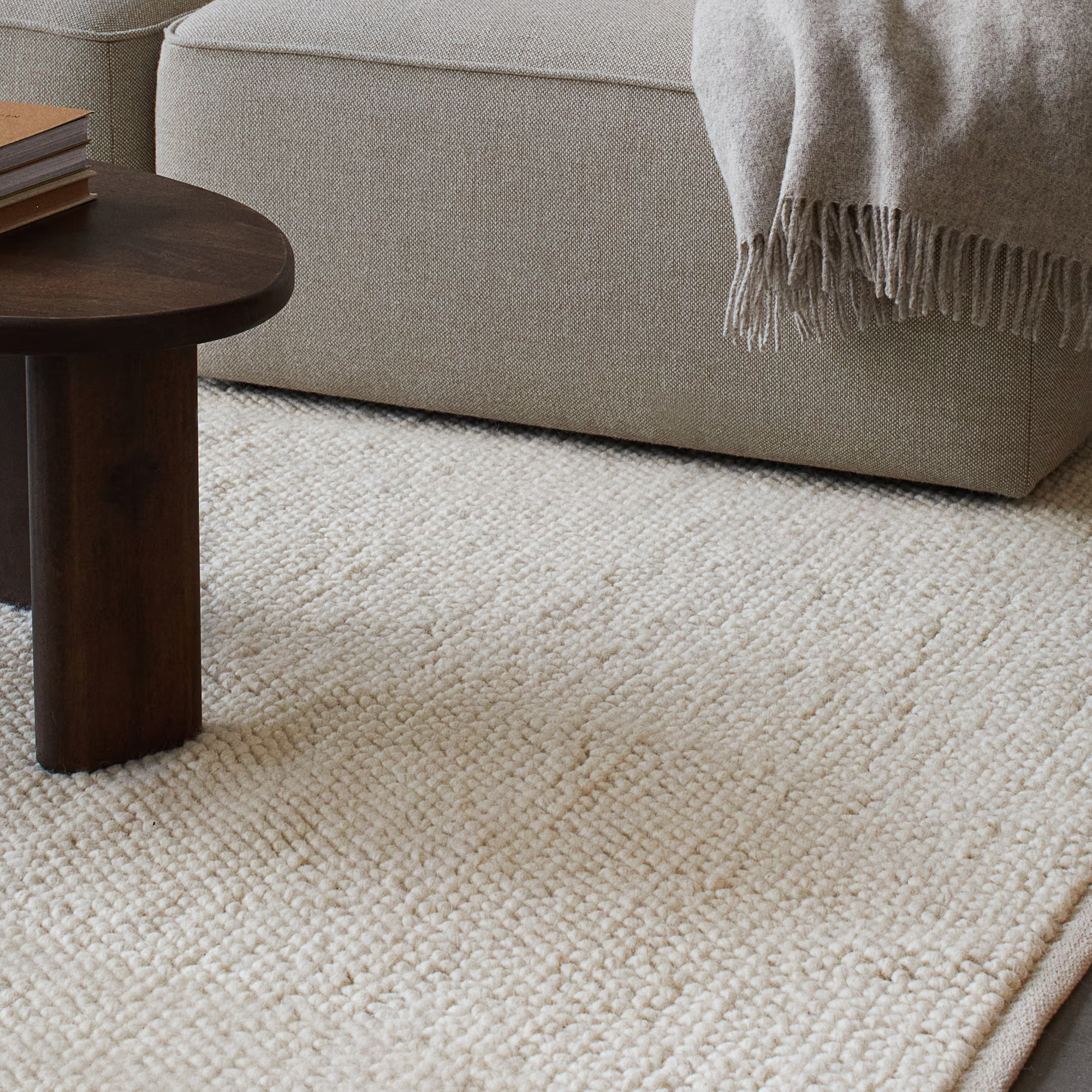 H&amp;amp;M Large textured weave wool-blend rug