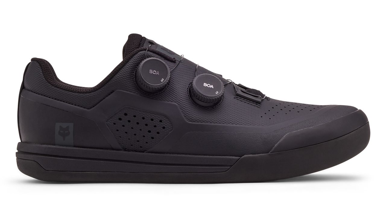 Fox Union Boa Flat shoe in black side on