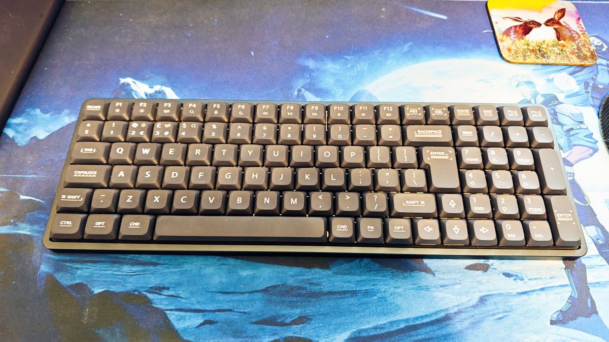 IQUNIX Magi96 review: beautiful, comfortable, expensive keyboard