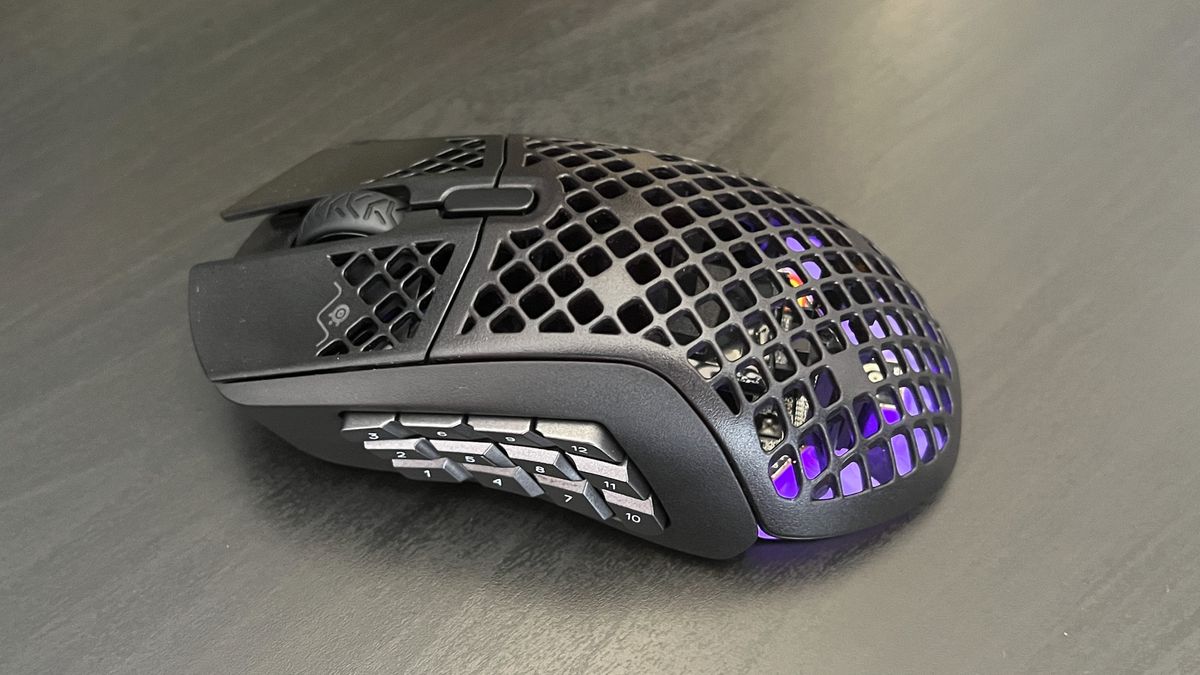 SteelSeries Aerox 9 side
