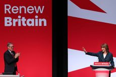 Prime Minister Keir Starmer applauds Chancellor of the Exchequer Rachel Reeves