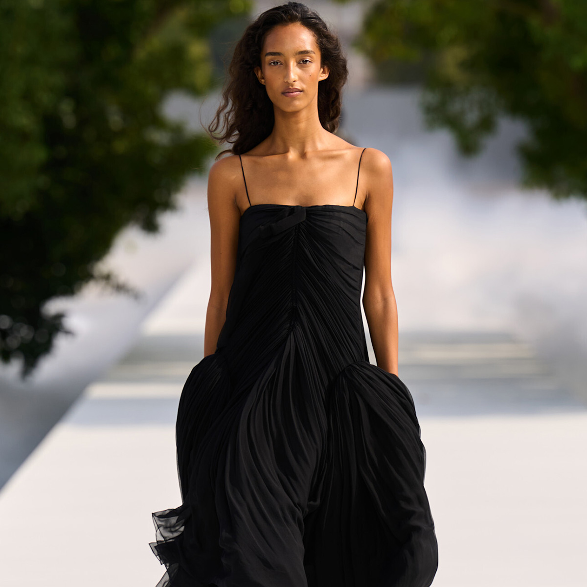 a model at the dior spring summer 2027 show.