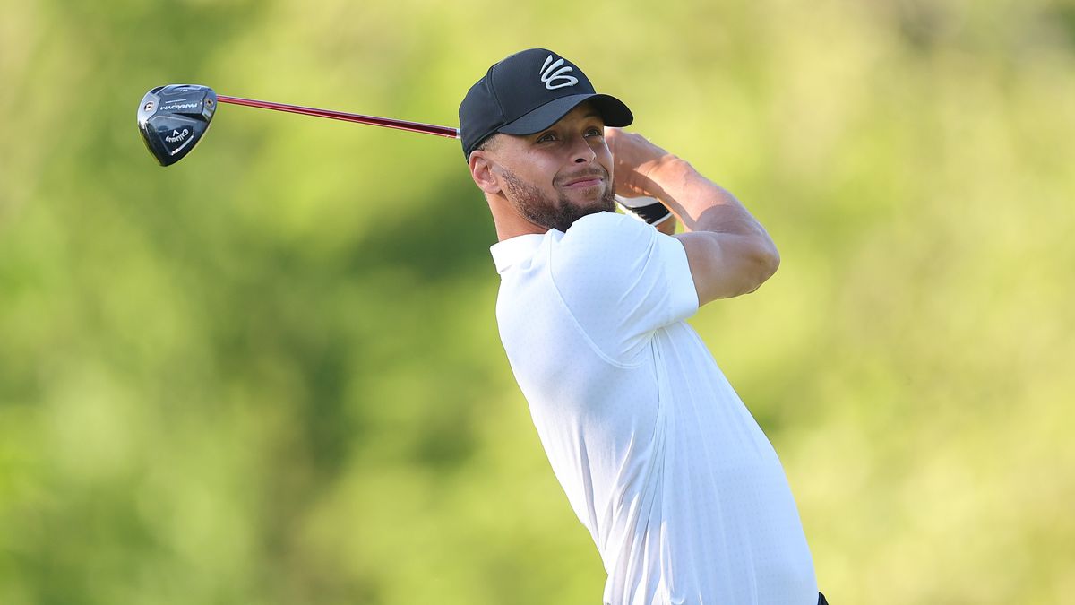 Steph Curry golfing