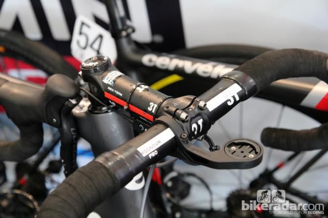 Not surprisingly, some Garmin-Cerv&eacute;lo bikes have Garmin's new OutFront mount installed.