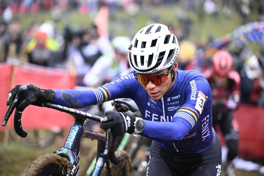 Dutch Ceylin Del Carmen Alvarado pictured in action during the women's elite race at the Cyclocross World Cup cyclocross event in Besancon, France, , the eighth stage (out of 12) in the World Cup of the 2023-2024 season.
BELGA PHOTO JASPER JACOBS (Photo by JASPER JACOBS / BELGA MAG / Belga via AFP)