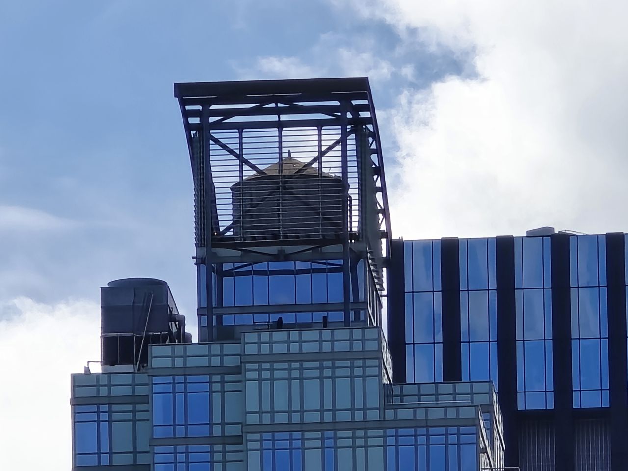 Samsung Galaxy S24 Ultra 30x Zoom Sample.