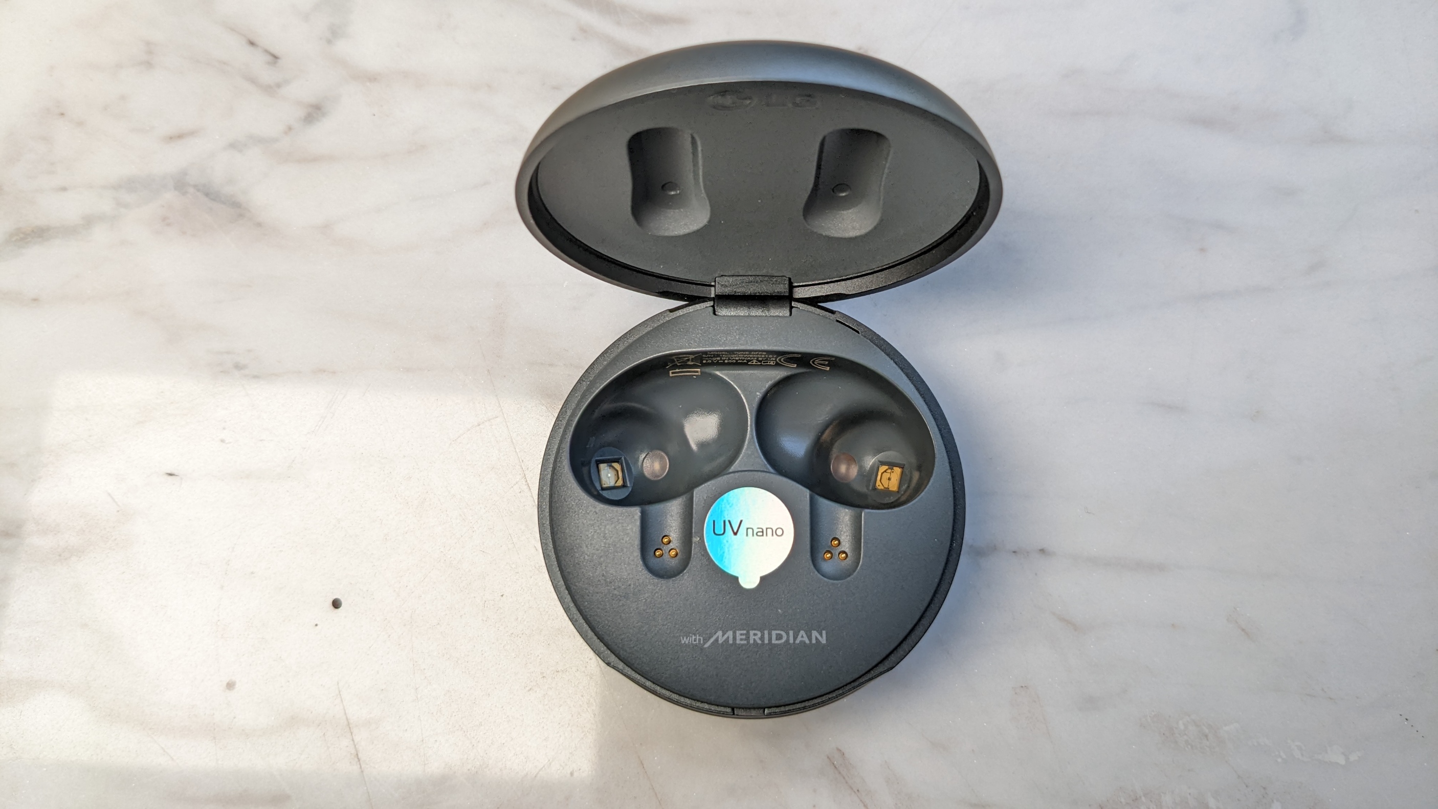 LG Tone Free DFP8