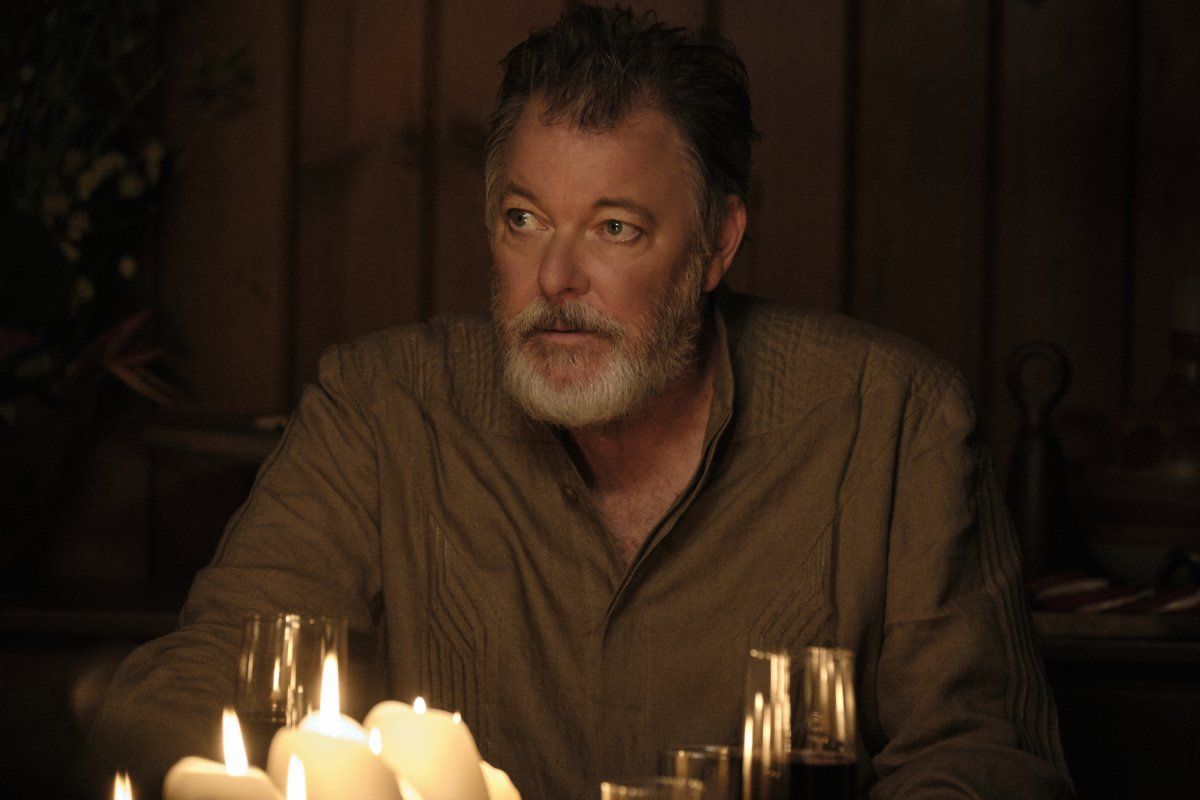 Jonathan Frakes as William Riker