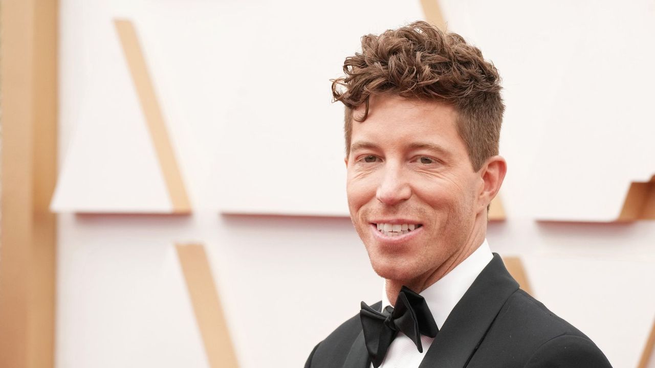 shaun white on a white background