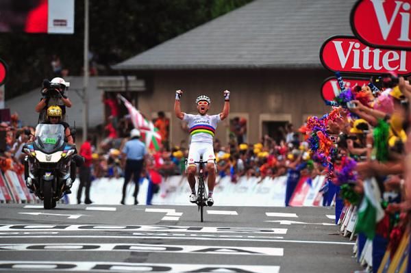 World champion Thor Hushovd (Garmin-Cervelo) wins stage 13 of the Tour de France.