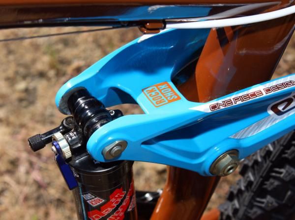 The one-piece magnesium rocker goes a long way towards keeping the back end tracking true.